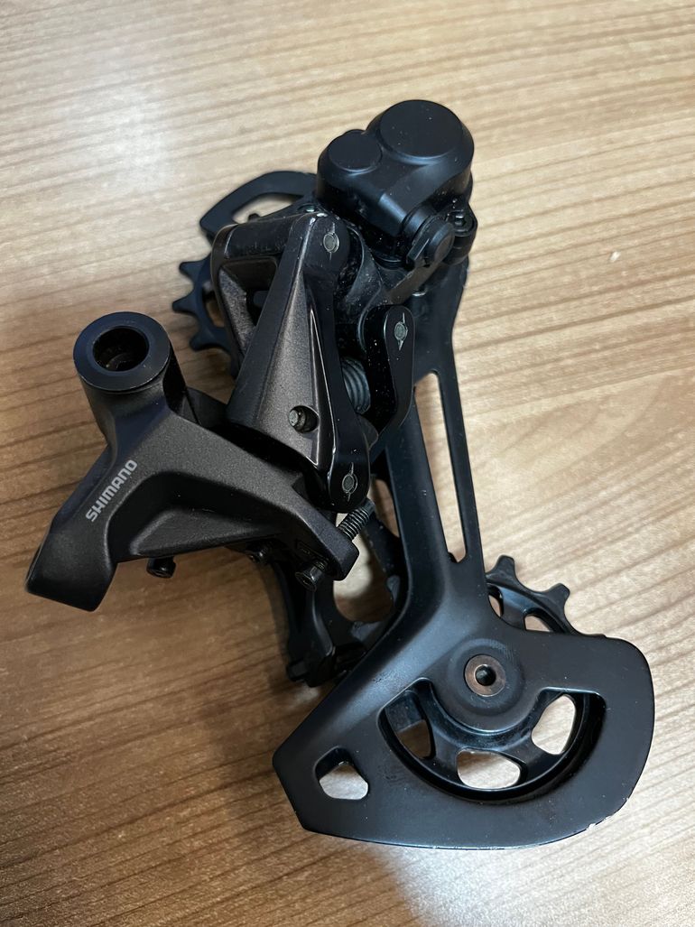 Used Shimano Deore XT RD-M8120-SGS 2023 bike — image 5 of 11