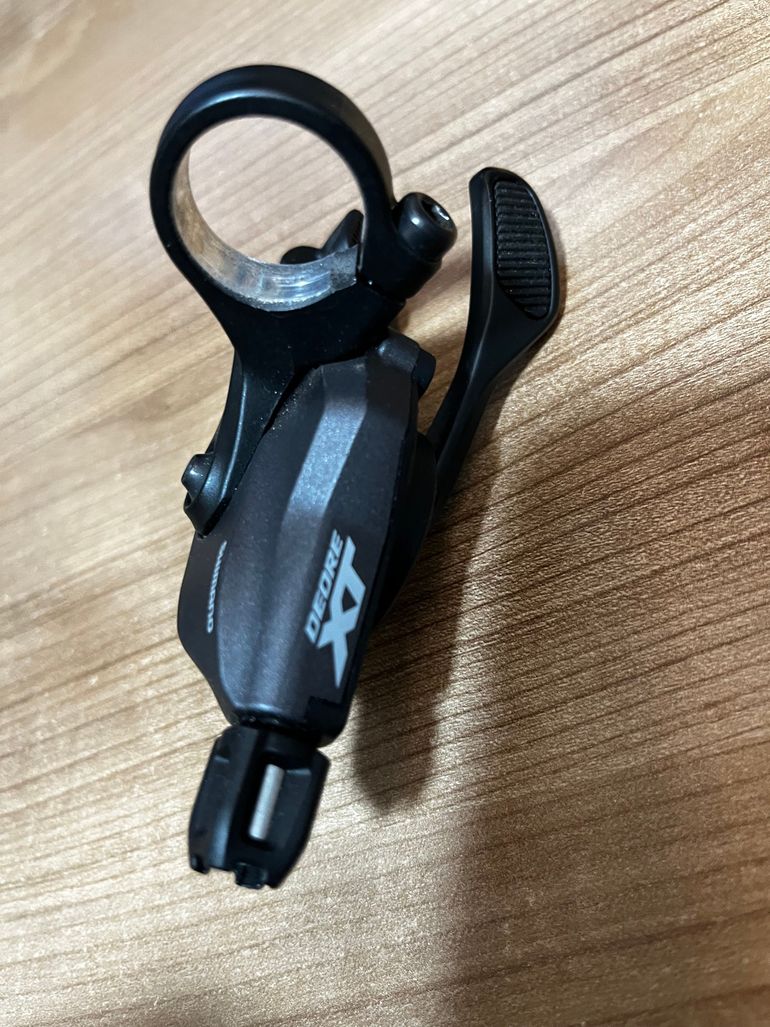 Used Shimano Deore XT RD-M8120-SGS 2023 bike — image 8 of 11