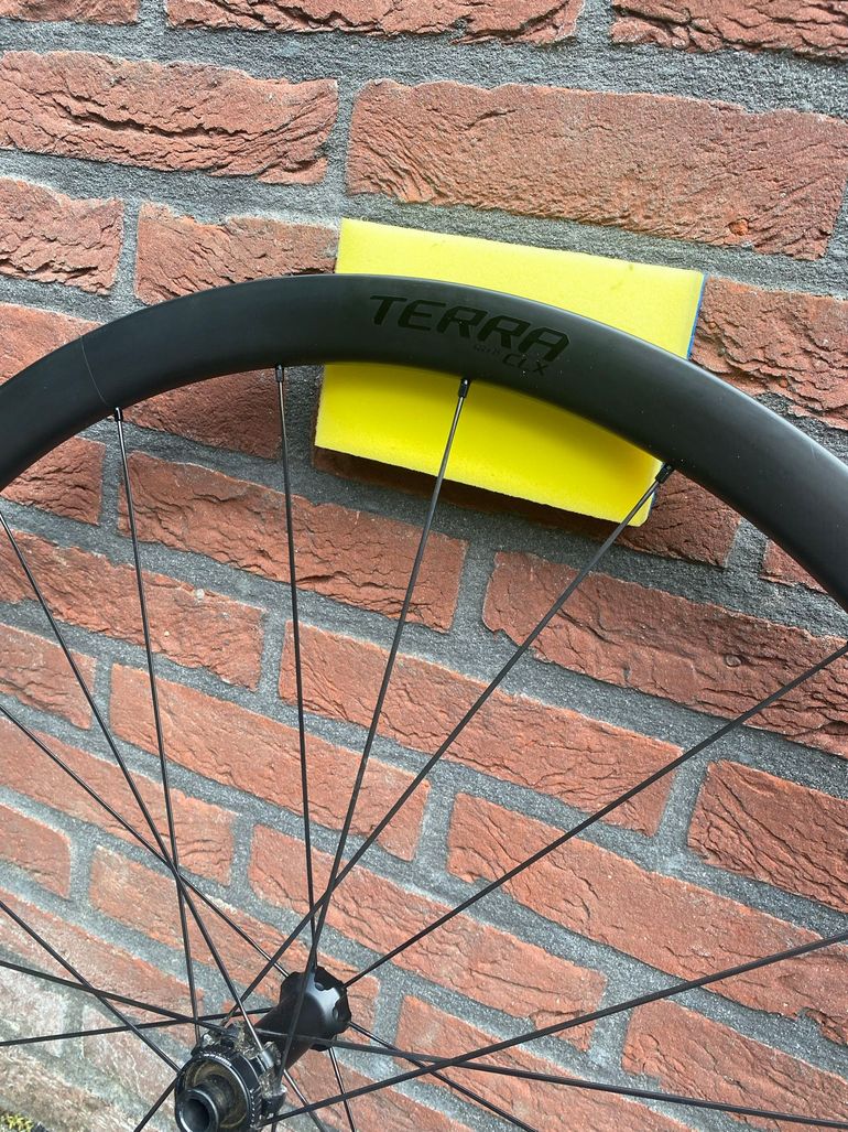 Used Roval Terra CLX ll Wheels 2024 bike — image 16 of 16