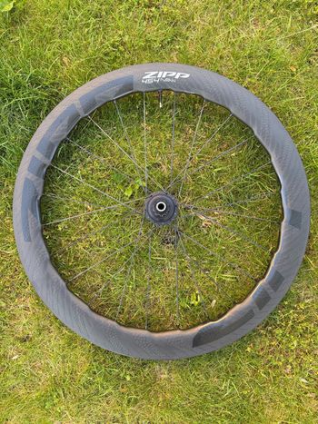 Used Zipp 454 NSW 2024 bike — image 3 of 7