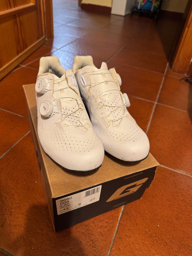 Used Shimano RC9 SH-RC903 2026 Cycling Shoes