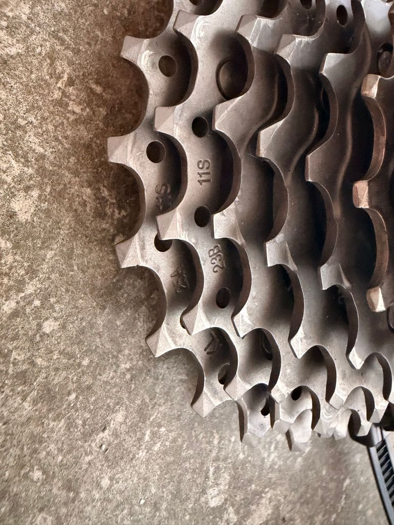 Used Shimano Dura Ace 11 Speed Kassette 11-25 bike — image 3 of 5
