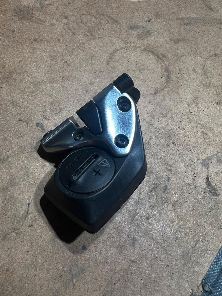 Used RockShox AXS Controller 2022 bike — image 1 of 3