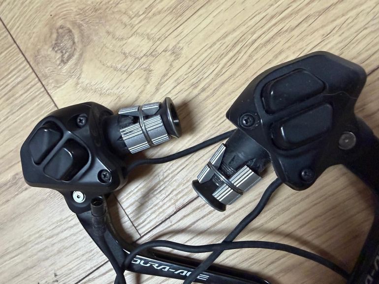 Used Shimano Dura-Ace Di2 9070 Time Trial Groupset bike — image 16 of 24