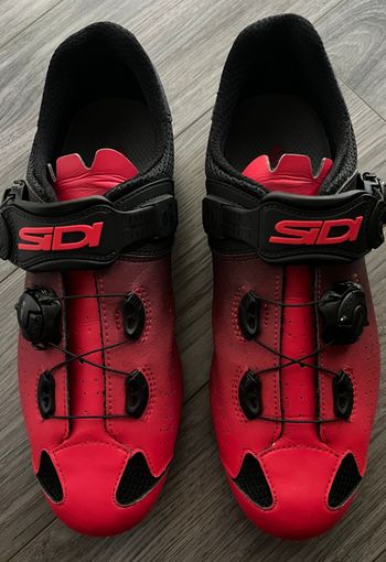 Used Sidi Genius 10 bike