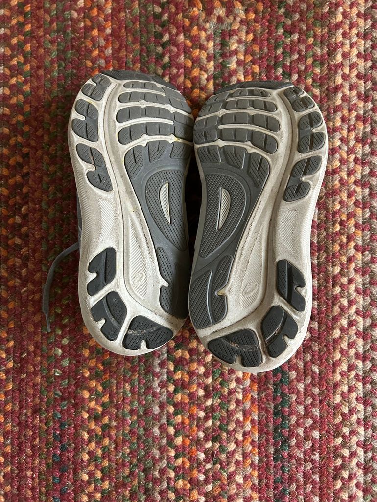 Used Asics Gel-Kayano 33 2025 bike — image 4 of 4