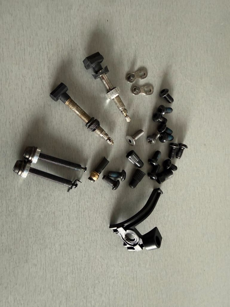 Used Shimano GRX 400 bike — image 4 of 11