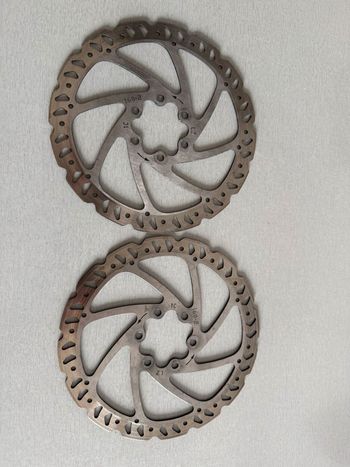 Used Shimano GRX 400 bike — image 10 of 11