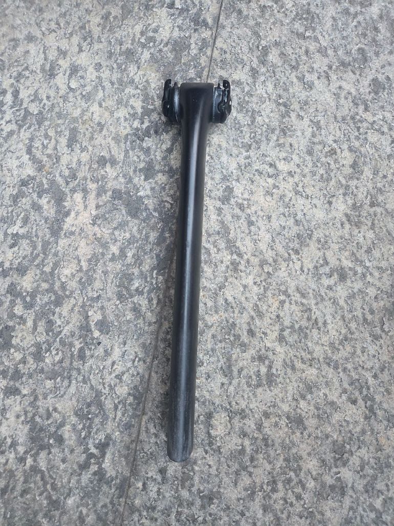 Used S-Works Tarmac SL7 Seatpost 20 mm setback 300 mm lenght bike — image 7 of 12