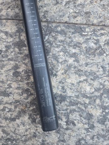 Used S-Works Tarmac SL7 Seatpost 20 mm setback 300 mm lenght bike — image 5 of 12