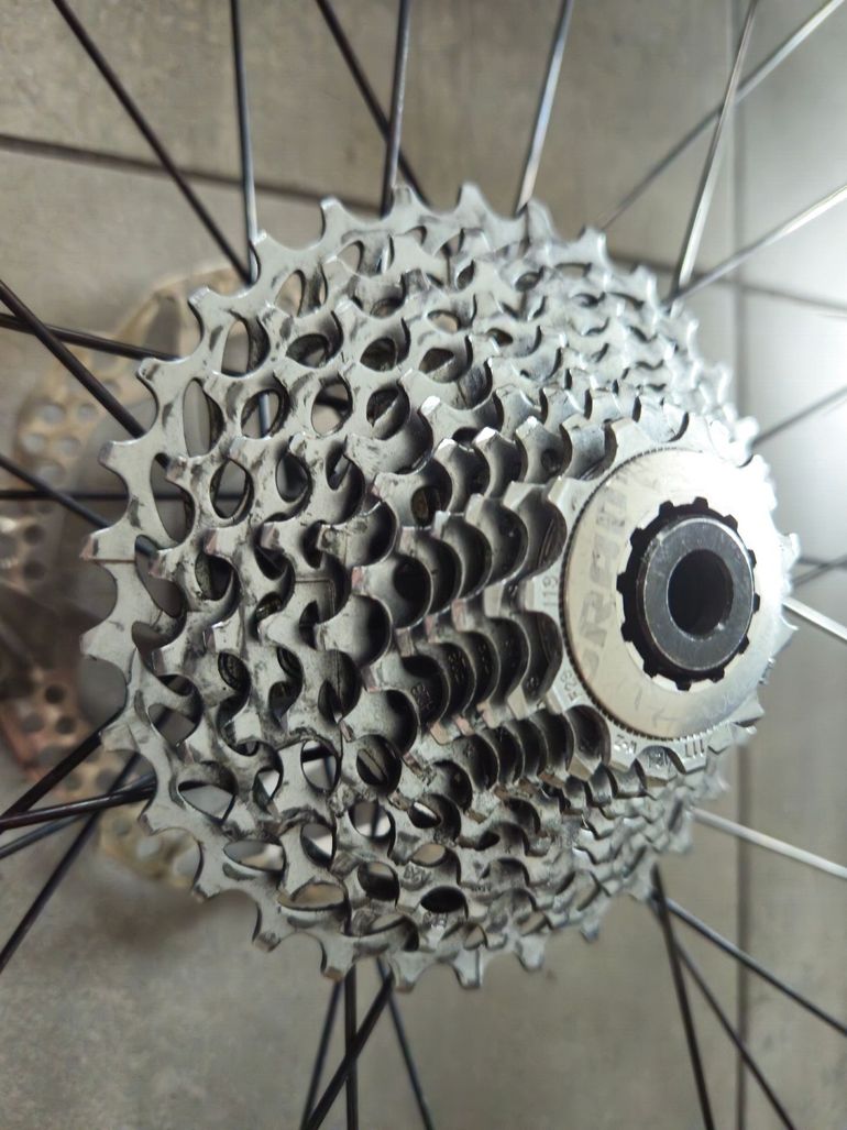 Used Sram Force 22 PG 1170 11v bike — image 2 of 6