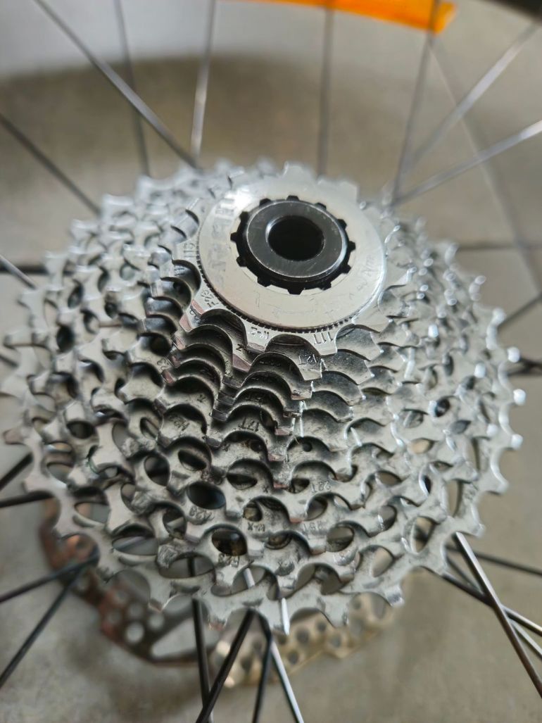 Used Sram Force 22 PG 1170 11v bike — image 4 of 6