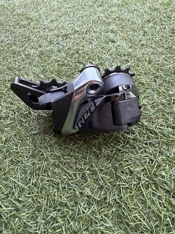 Used Sram Red Etap Axs D1 12V 2025 bike — image 2 of 8