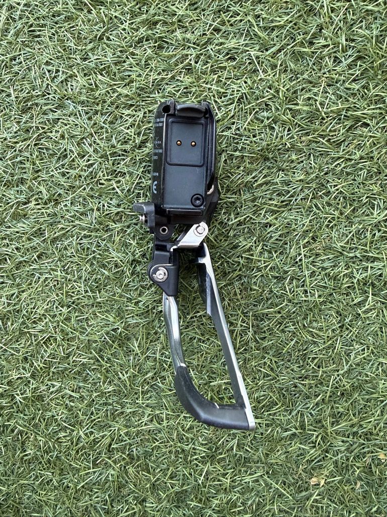 Used Sram Red Etap Axs D1 12V 2025 bike — image 7 of 8