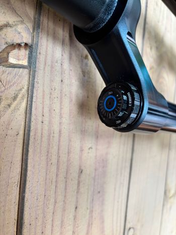Used RockShox Lyrik Ultimate 160mm 2024 bike — image 5 of 6