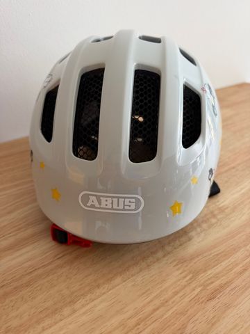 Tweedehands ABUS Casco ciclismo infantil 2026 bike — afbeelding 1 van 2