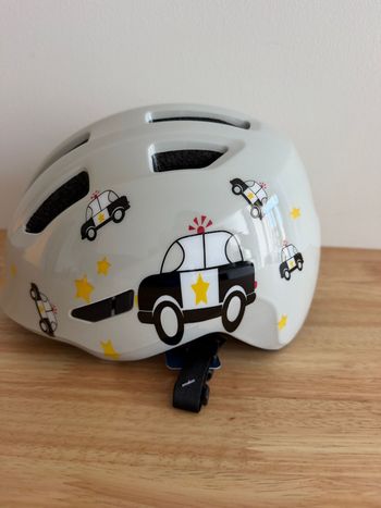 Used ABUS Casco ciclismo infantil 2026 bike — image 2 of 2