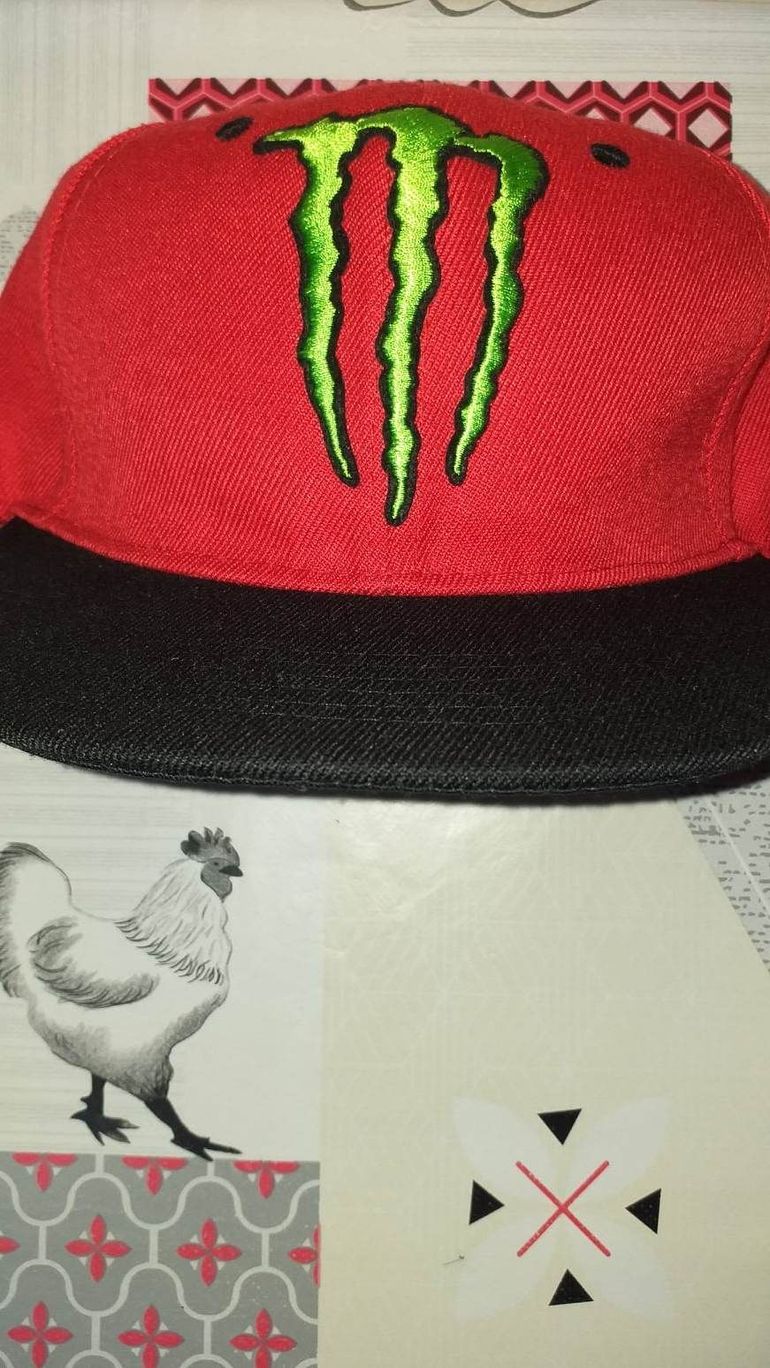 No brand Cappello bike d'occasion — image 4 sur 4