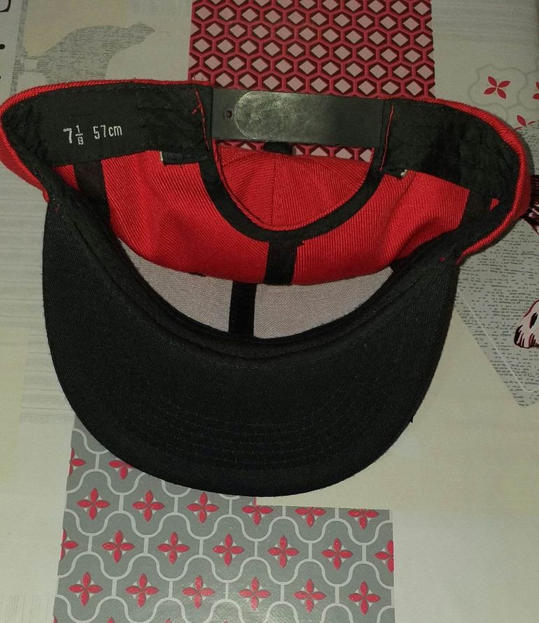 No brand Cappello bike d'occasion — image 3 sur 4