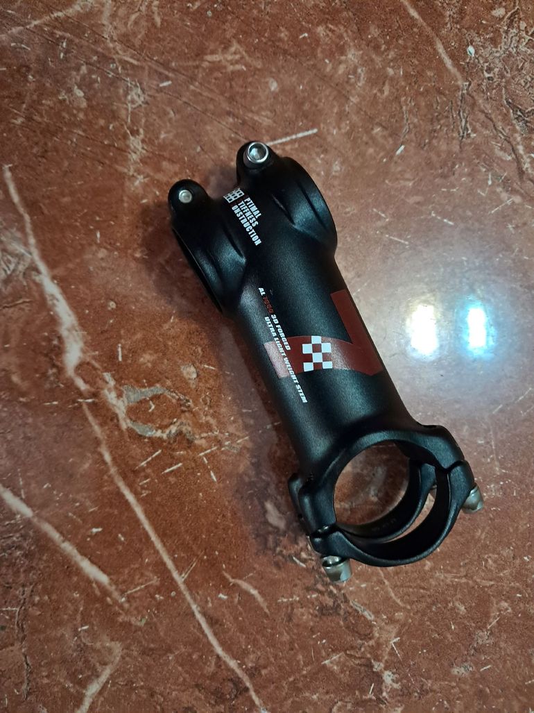 Used UNO seven SEVEN Stem 2025 bike — image 1 of 4