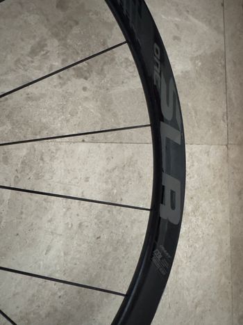 Used Giant SLR 1 36mm Carbon Road Wheel 700c bike — image 3 of 7