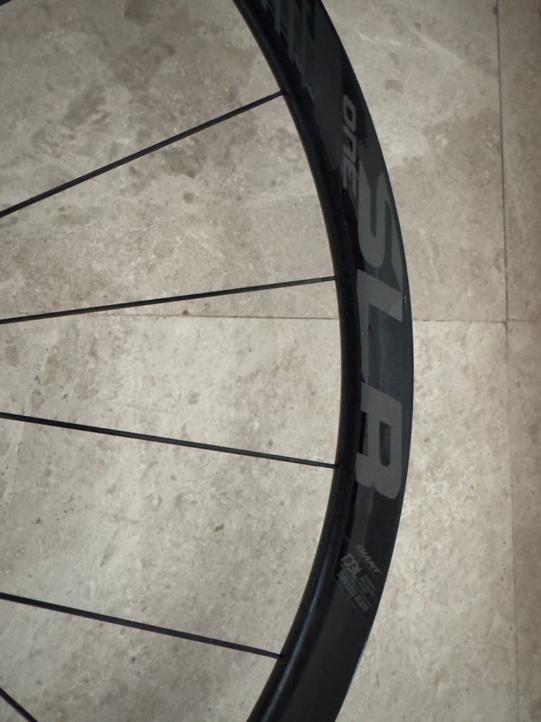 Used Giant SLR 1 36mm Carbon Road Wheel 700c bike — image 3 of 7