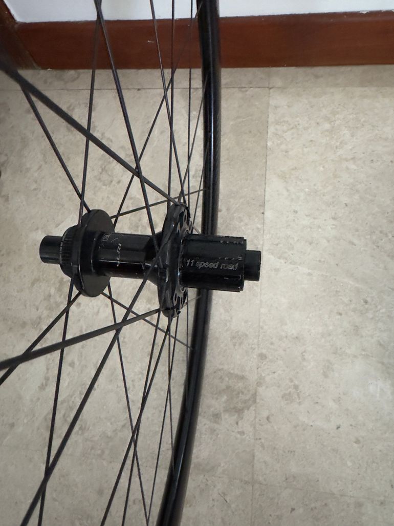 Used Giant SLR 1 36mm Carbon Road Wheel 700c bike — image 6 of 7