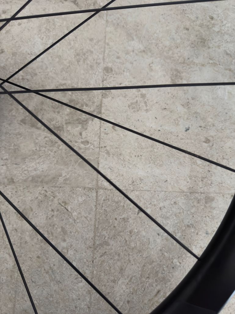 Used Giant SLR 1 36mm Carbon Road Wheel 700c bike — image 7 of 7