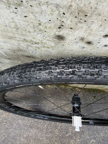 Brugt Fulcrum Rapid Red 500 2025 bike — billede 4 af 5