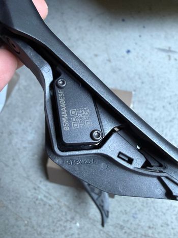 Used Shimano GRX Di2 ST-RX825 2x12-fach Schalthebel Set 2025 bike — image 5 of 6