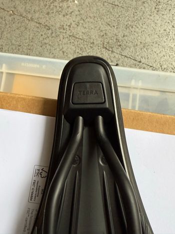 Used Fizik Terra Fahrradsattel 150 mm 2025 bike — image 3 of 5