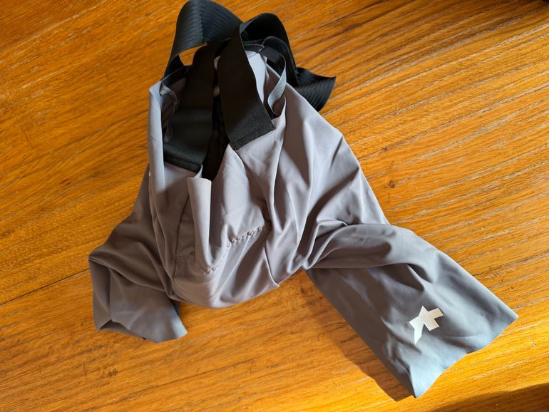 Used Assos Pantaloncino 2026 bike — image 2 of 13