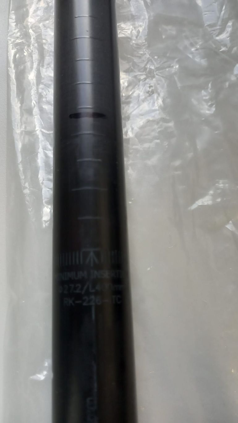 Used Fsa SLK carbon 27.2x400 bike — image 8 of 12