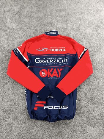 Used Bioracer veste velo homme taille S - 43 3577 - Speedwear - Hiver thermique Gaverzicht bike — image 4 of 5
