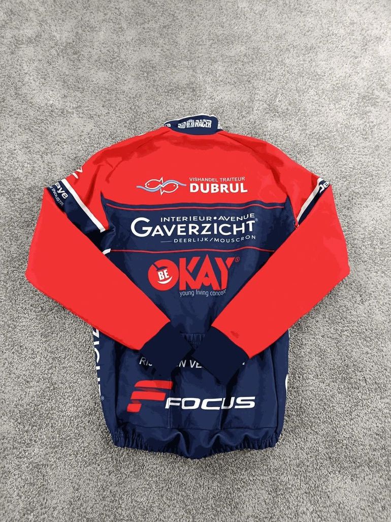 Used Bioracer veste velo homme taille S - 43 3577 - Speedwear - Hiver thermique Gaverzicht bike — image 4 of 5