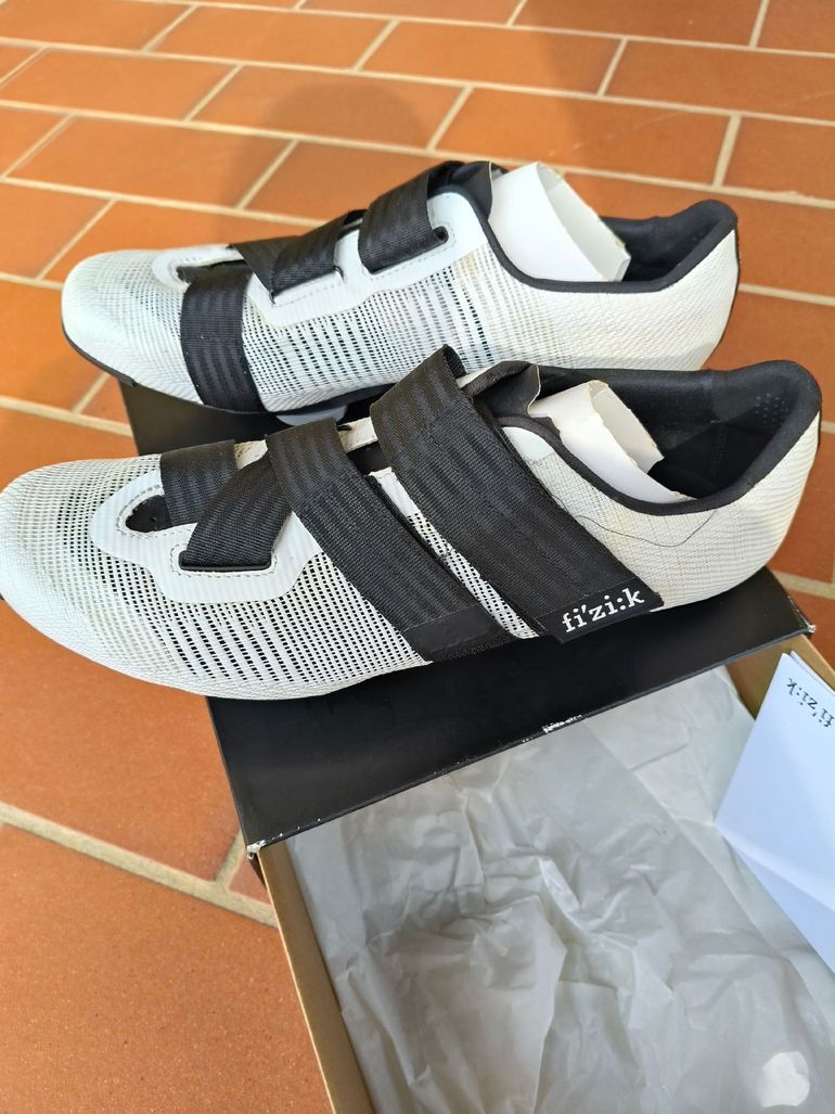 Used Fizik Vento Dual Strap 2026 bike — image 3 of 5