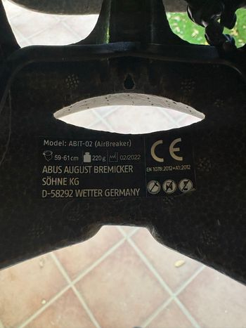 Used ABUS Airbreaker Helmet L 2022 bike — image 6 of 6