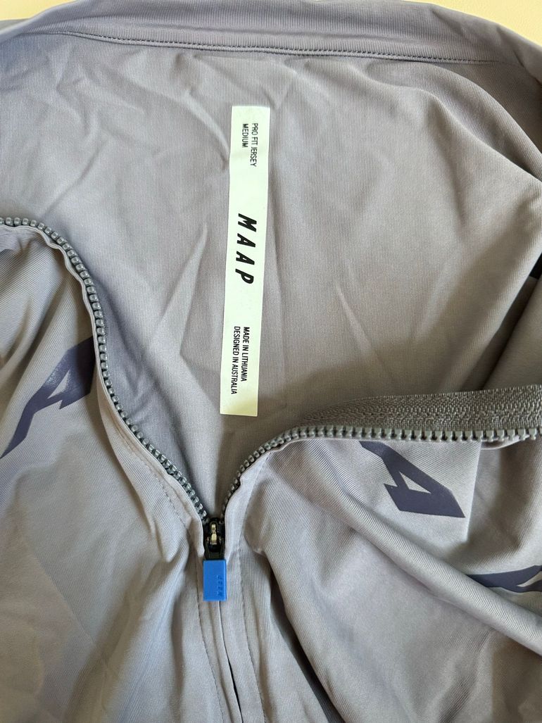 Used MAAP Evade Pro Base Jersey bike — image 4 of 4