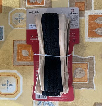 Vittoria Terreno T30 Gravel Tire 2026 bike d'occasion — image 4 sur 6