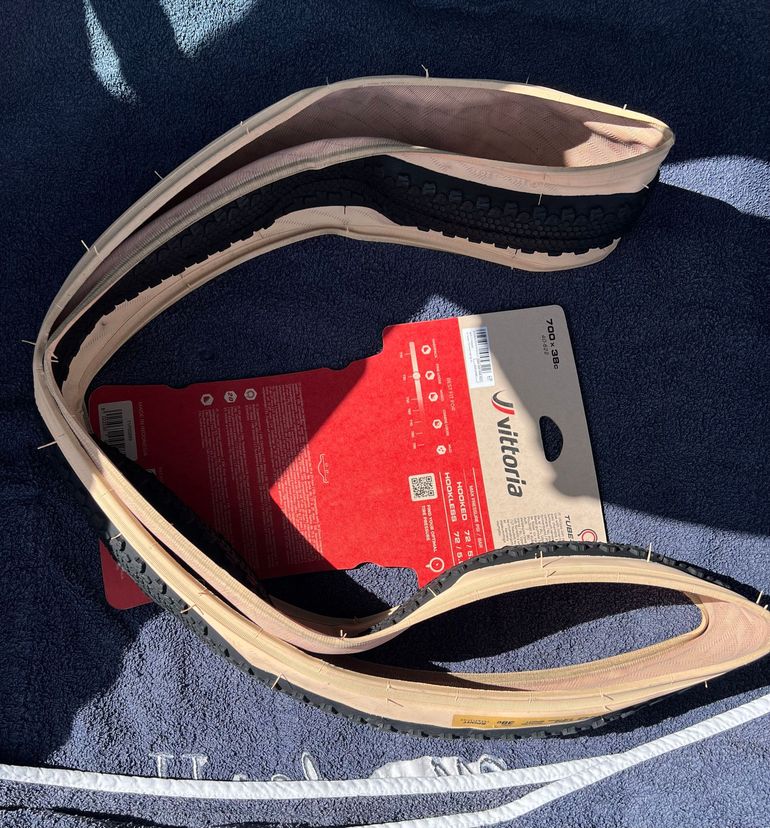Used Vittoria Terreno T30 Gravel Tire 2026 bike — image 3 of 3