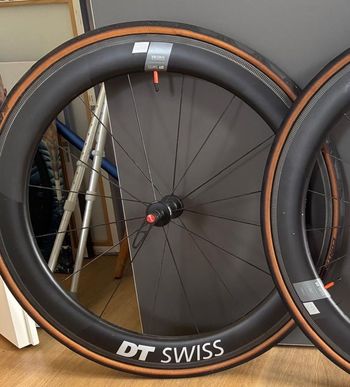 Used Dt Swiss ARC 1400 62 mm Carbon Laufradsatz inkl. 10-34 Shimano Ultegra Kassette bike — image 3 of 3