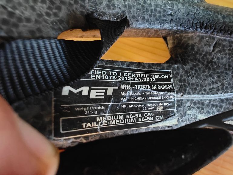 Used MET Trenta 3K Carbon Helmet 2019 bike — image 9 of 10