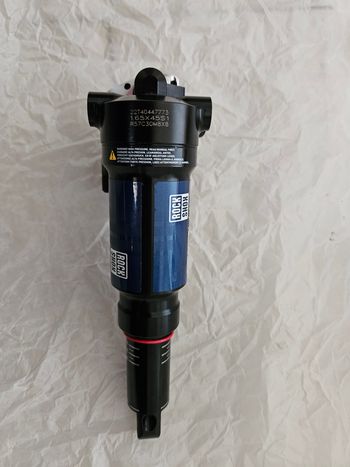 Used Rock Shox ROCKSHOX Dämpfer SIDLuxe Ultimate Flight Attendant Trunnion Mount 165x45 mm | Mondraker F-Podium 2023+ bike — image 6 of 7