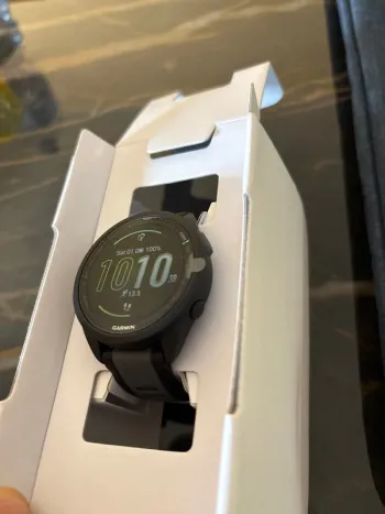 Used Garmin Forerunner 165 bike — image 3 of 4