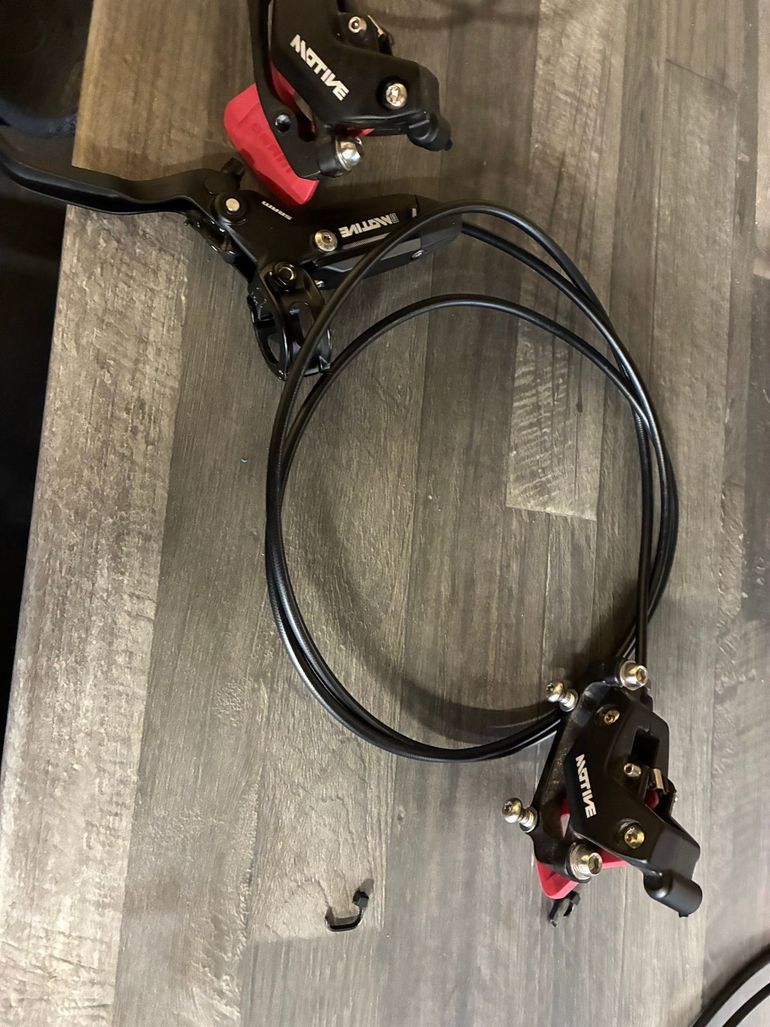 Used Sram Motive Bronze 2026 bike — image 4 of 4
