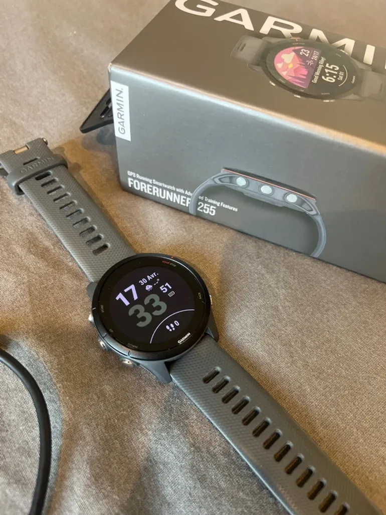 Used Garmin Forerunner 255 bike — image 2 of 4