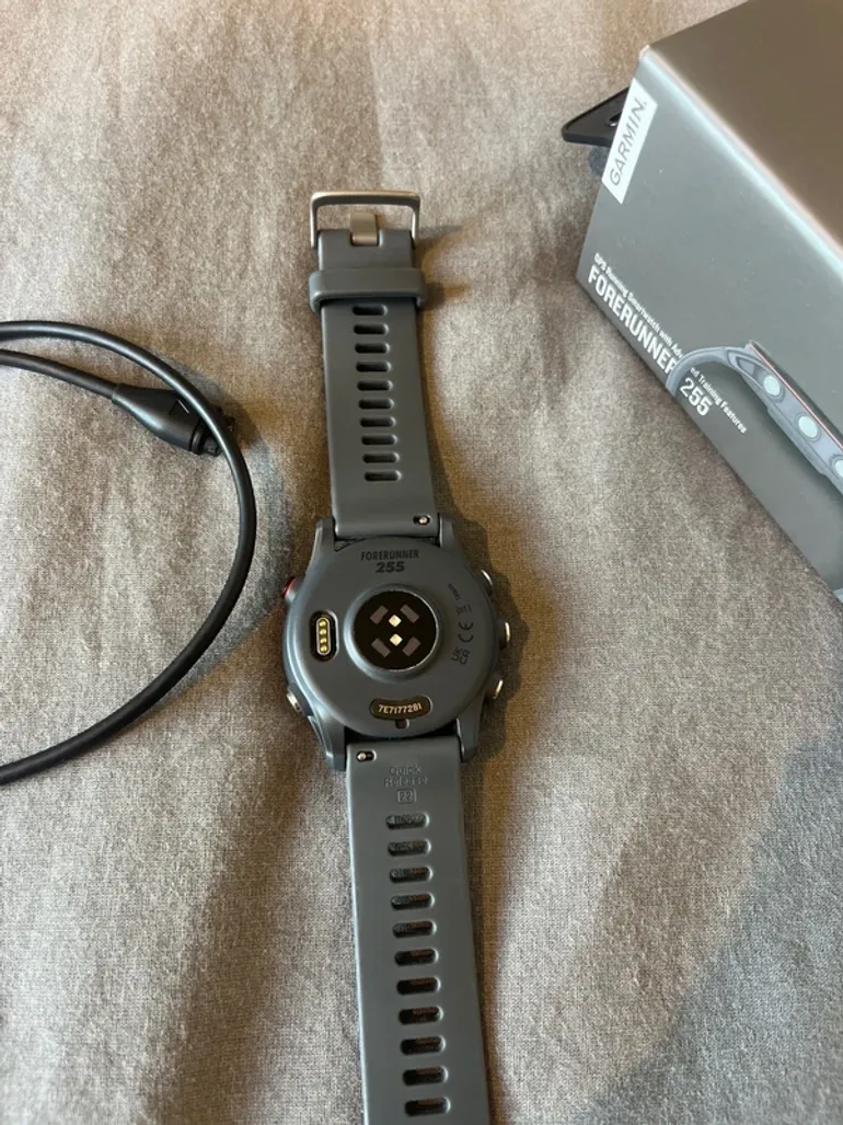 Used Garmin Forerunner 255 bike — image 3 of 4