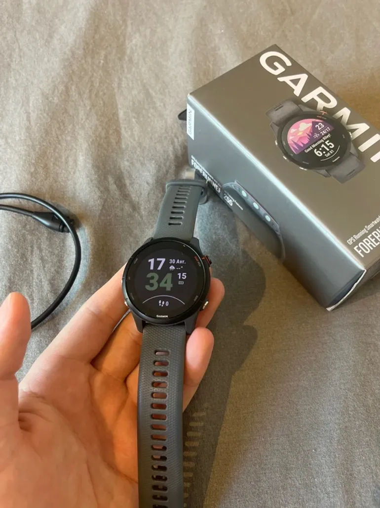 Used Garmin Forerunner 255 bike — image 4 of 4