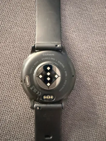 Used Garmin Venu 3 bike — image 5 of 6