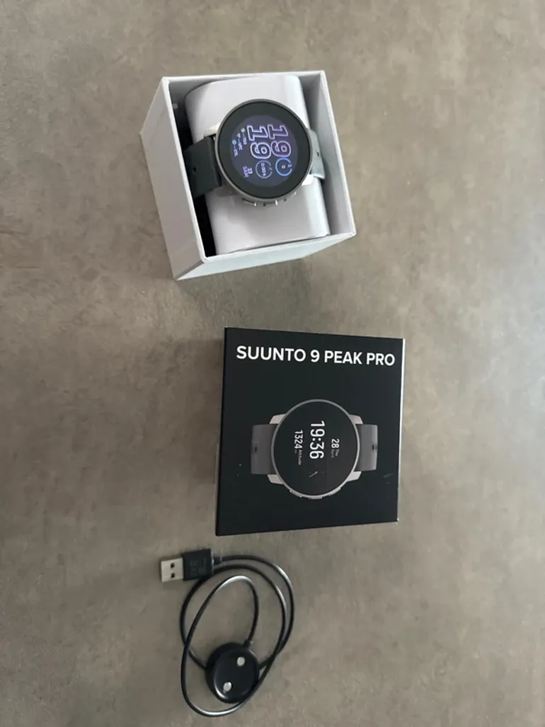 Used Pro Suunto 9 Peak Titanium Slate bike — image 1 of 4